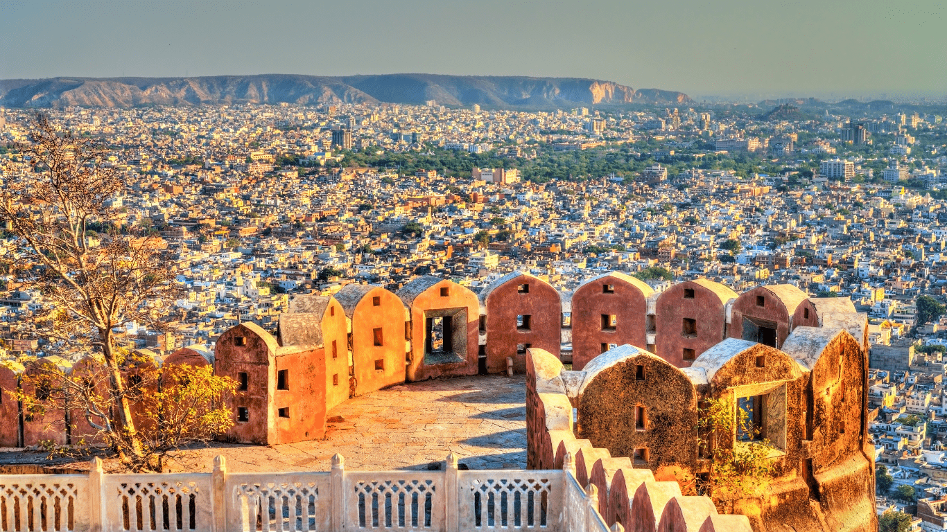 Jaipur me Ghumne ki Shandar Jagah Nahargarh Kila