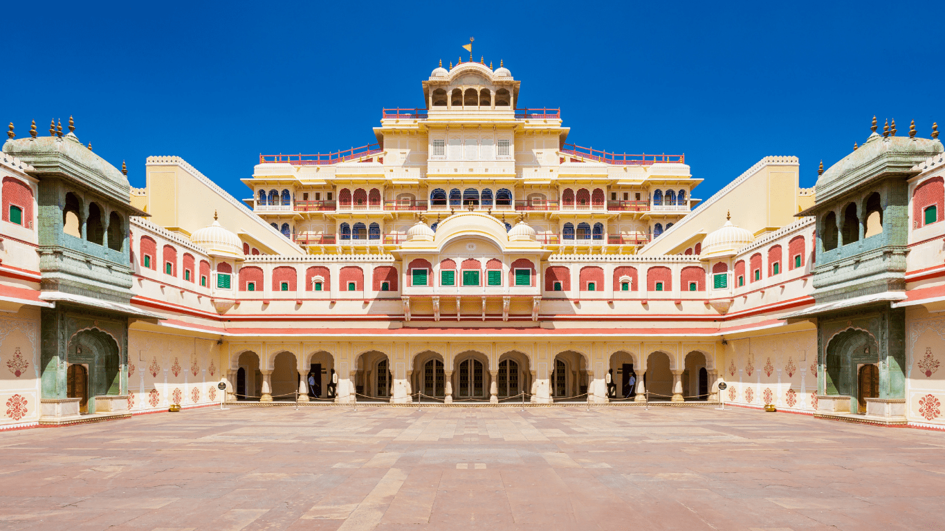 Jaipur me Ghumne ki Shandar Jagah City Palace