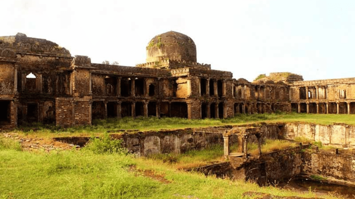 Raisen Fort