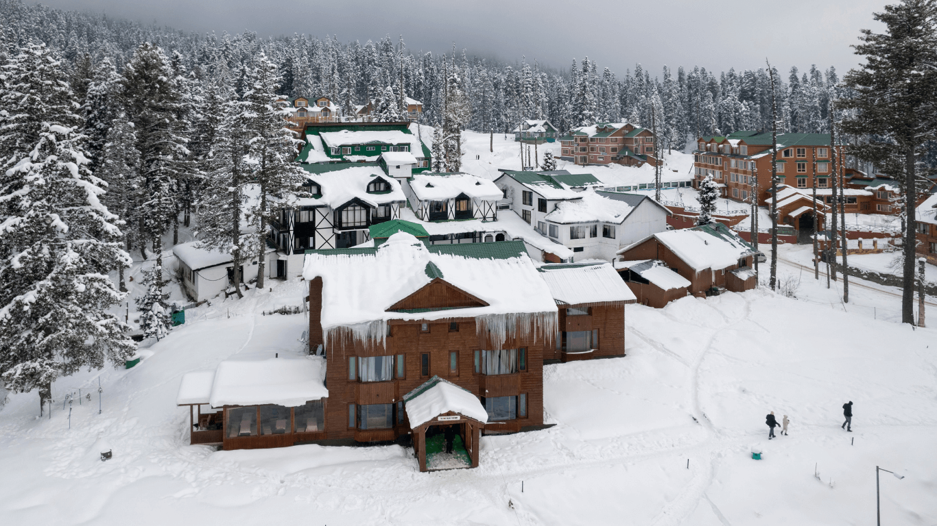 Seven Springs Gulmarg gulmarg me ghumne ki jagah