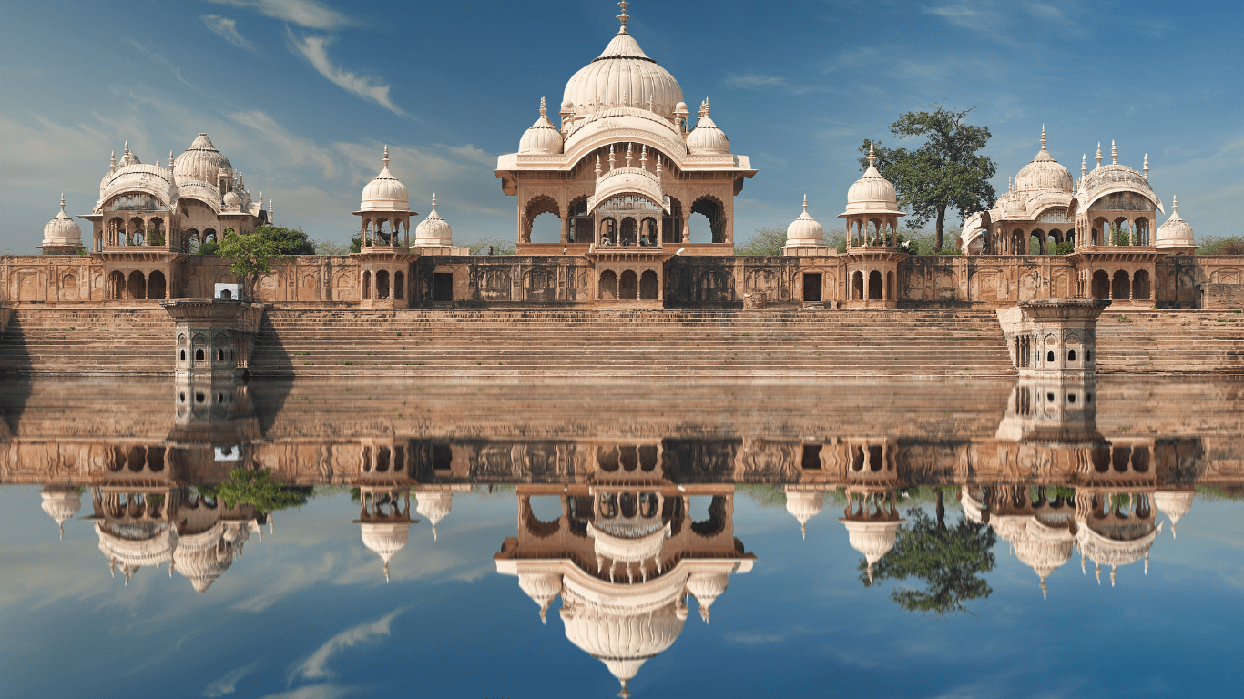 Mathura me ghumne ki Shandar jagah Kusum Sarovar