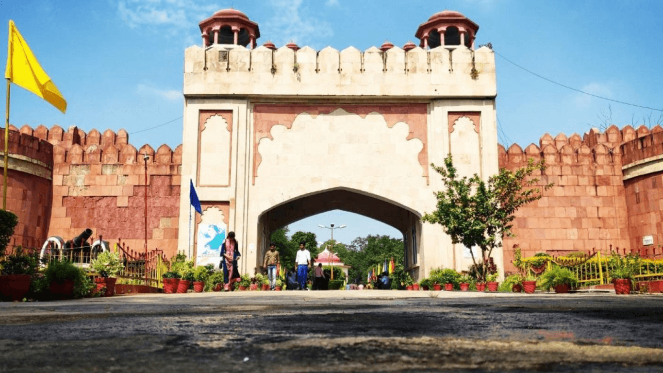 kanpur me Ghumne ki Shandar Jagah Nana Rao Park 