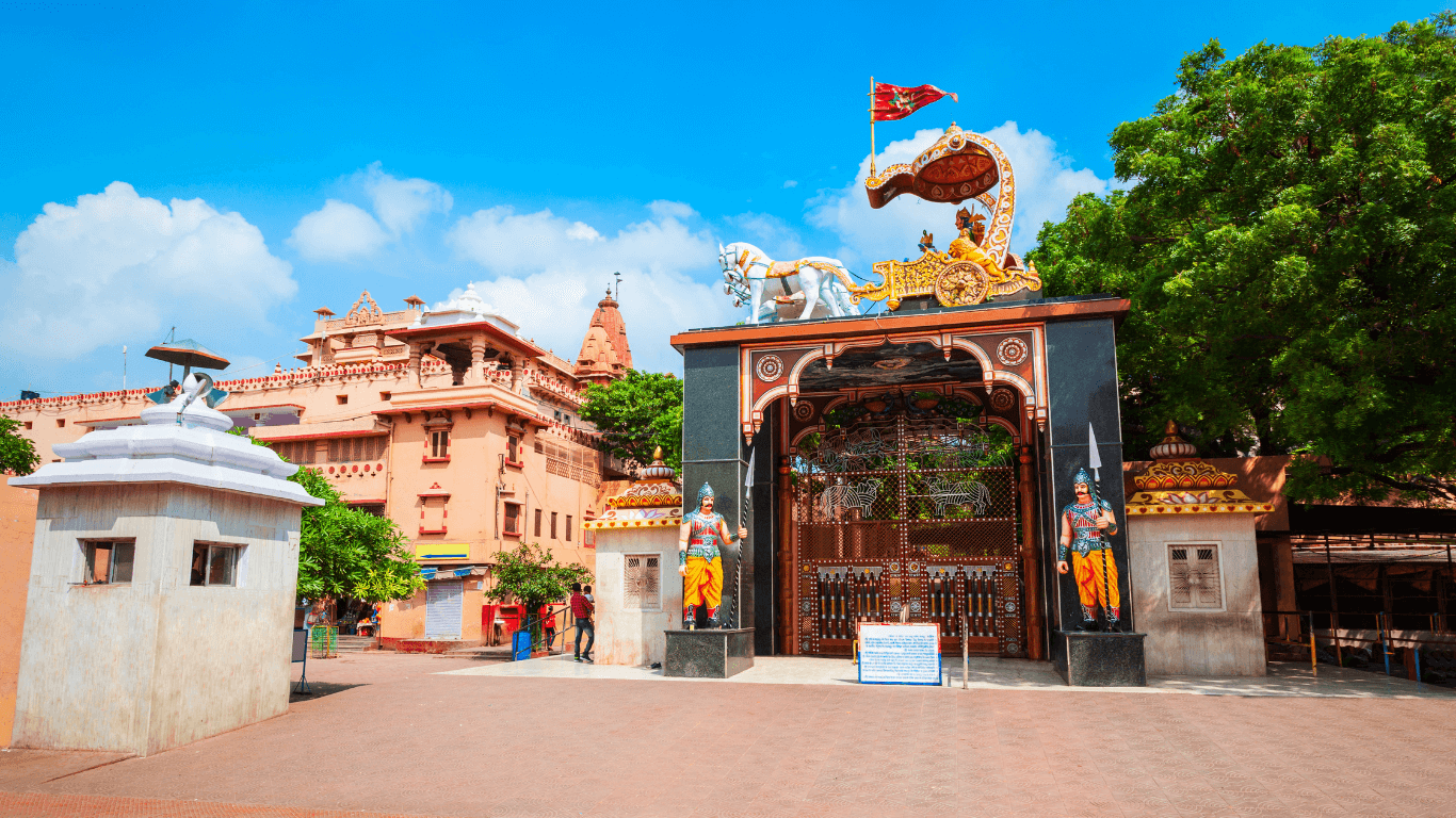 Mathura me ghumne Shandar jagah Krishna Janmabhoomi Temple