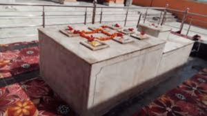 Raja Dasharatha Samadhi Sthal